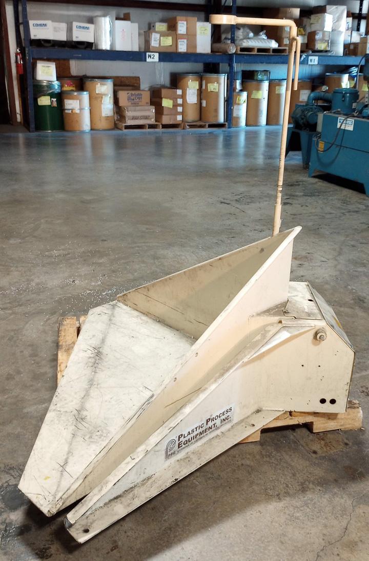 Plastic Process Equipment BT1600 Gaylord Tipper Garden City Plastics